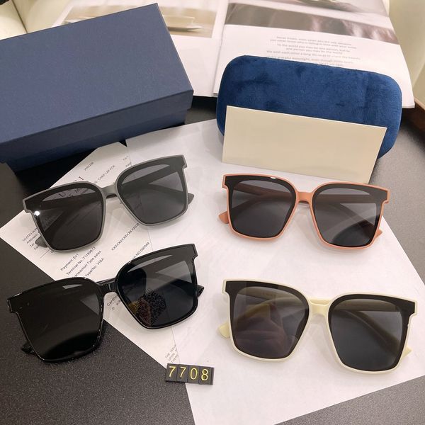 g fashion new design summer shade men's and women's sunglasses large square polaroid polarized lens four-color optional 7708, White;black
g fashion new design summer shade men's and women's sunglasses large square polaroid polarized lens four-color optional 7708, White;black