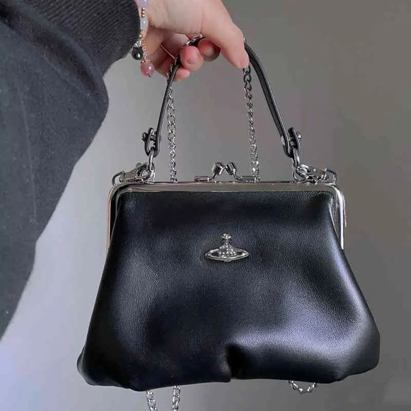 2022 niche design bag women's 2022 fashion western queen dowager saturn wallet handbag one shoulder messenger
2022 niche design bag women's 2022 fashion western queen dowager saturn wallet handbag one shoulder messenger