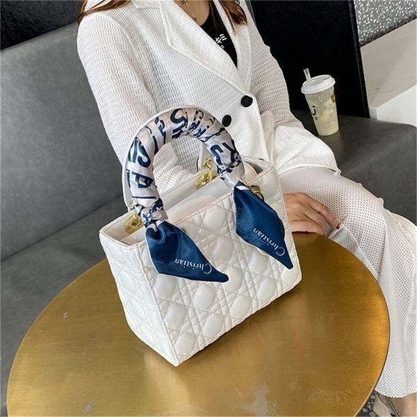 for for women leather lingge high texture one messenger 56% off online wholesale 17ap
for for women leather lingge high texture one messenger 56% off online wholesale 17ap