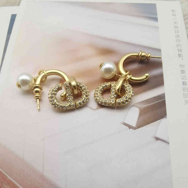 new fashion trend jewelry luxury quality designer wholesale d family light high sense tassel pearl temperament earrings for women, Silver
new fashion trend jewelry luxury quality designer wholesale d family light high sense tassel pearl temperament earrings for women, Silver
