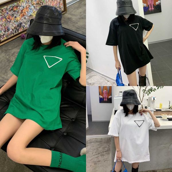 2022 most new fashion t shirt women street luxury short shirt spring essential for travel parties three-dimensional embossing, White
2022 most new fashion t shirt women street luxury short shirt spring essential for travel parties three-dimensional embossing, White