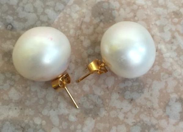 charming pair of huge 13-14mm natural south sea genuine flat white pearl earring, Silver
charming pair of huge 13-14mm natural south sea genuine flat white pearl earring, Silver