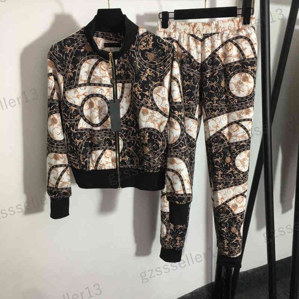 womens two piece pants brand vsc retro logo print designer jacket casual trousers sets size s-xl, White
womens two piece pants brand vsc retro logo print designer jacket casual trousers sets size s-xl, White