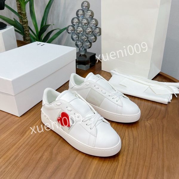 classic style super quality mens women casual shoes red soles sneakers black leathers spiked high shoe luxury design trainers yh211107
classic style super quality mens women casual shoes red soles sneakers black leathers spiked high shoe luxury design trainers yh211107