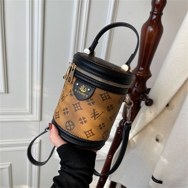 autumn and winter new printed cylinder women's fashion one messenger clearance outlet sale
autumn and winter new printed cylinder women's fashion one messenger clearance outlet sale