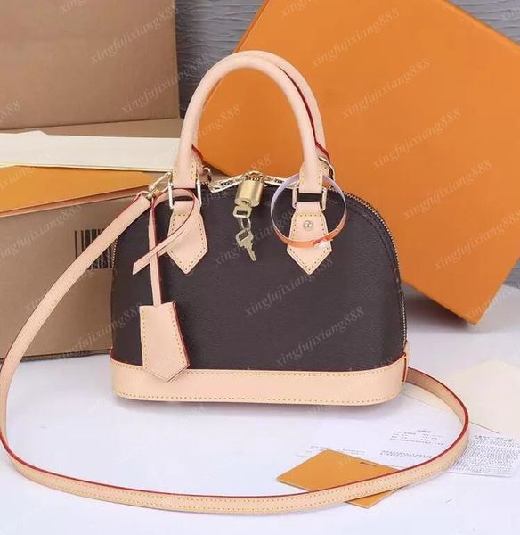 hight quality alma bb pm 25cm shell bag women shoulder crossbody bags designer handbags leather water ripples totes single strap lady luxury
hight quality alma bb pm 25cm shell bag women shoulder crossbody bags designer handbags leather water ripples totes single strap lady luxury