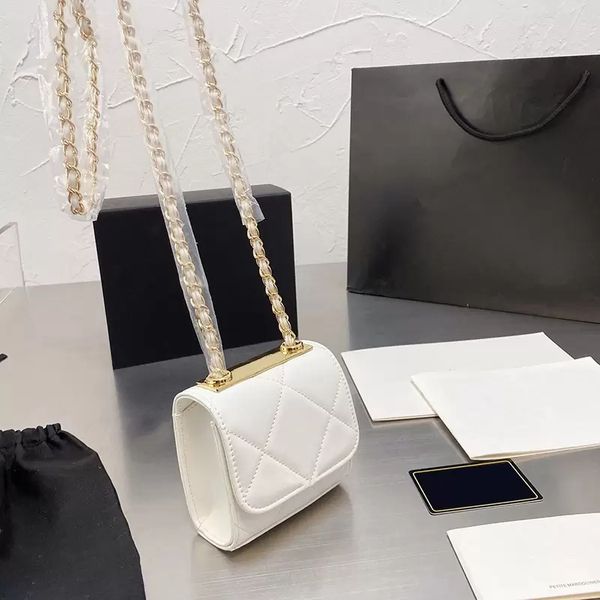 womens lambskin mini chain bags cross body classic flap trunk trendy leather handle totes matelasse chain famous desingers lady girls handba
womens lambskin mini chain bags cross body classic flap trunk trendy leather handle totes matelasse chain famous desingers lady girls handba
