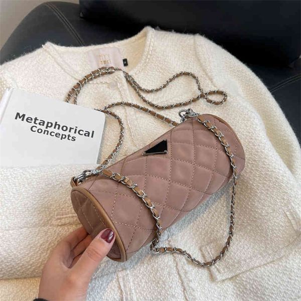 high sense pillow bag women's 2022 autumn and winter new fashion rhombic lattice chain single shoulder messenger cylinder women's
high sense pillow bag women's 2022 autumn and winter new fashion rhombic lattice chain single shoulder messenger cylinder women's