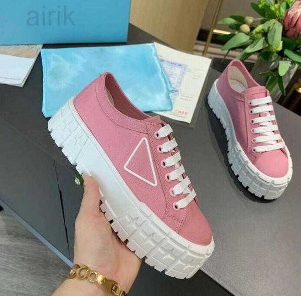 designer women nylon casual shoes gabardine classic canvas sneakers brand wheel lady stylist trainers fashion platform solid heighten size, Black
designer women nylon casual shoes gabardine classic canvas sneakers brand wheel lady stylist trainers fashion platform solid heighten size, Black