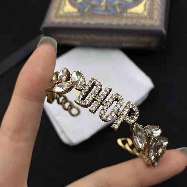 fashion tide brand jewelry new luxury bracelet wholesale family family's diamond female brass ja letter personalized simple high-end, Silver
fashion tide brand jewelry new luxury bracelet wholesale family family's diamond female brass ja letter personalized simple high-end, Silver