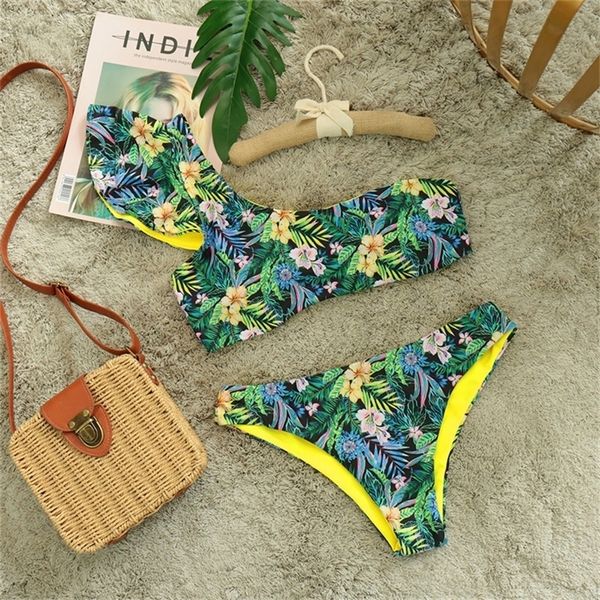 bikini one shoulder swimsuit women swimwear ruffle bikini set female bathing suit retro floral print biquni t200508, White;black
bikini one shoulder swimsuit women swimwear ruffle bikini set female bathing suit retro floral print biquni t200508, White;black