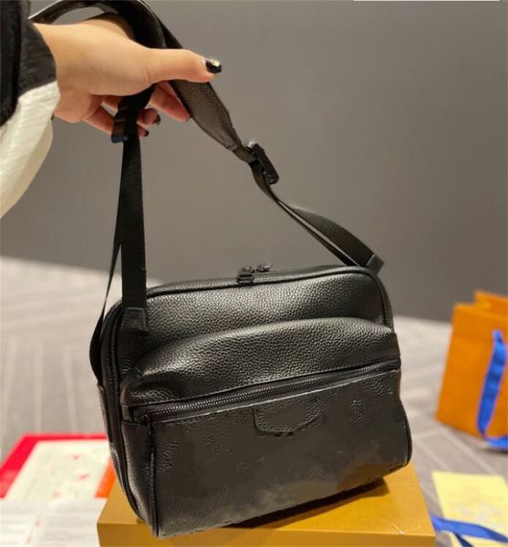 designer voyager messenger bags mens saumur vintage monograms school bag women cowhide genuine leather embossing fastener closure outdoor tr
designer voyager messenger bags mens saumur vintage monograms school bag women cowhide genuine leather embossing fastener closure outdoor tr