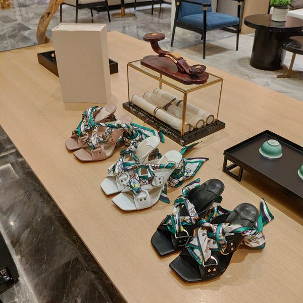 2022 summer new women's sandals pure print ribbon foot wrap fashion high heels mules open toe stiletto sandals, Black
2022 summer new women's sandals pure print ribbon foot wrap fashion high heels mules open toe stiletto sandals, Black
