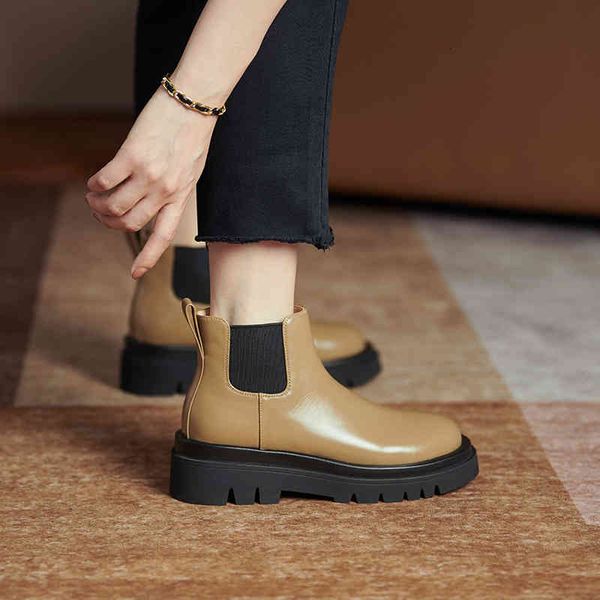 boots autumn and winter simple korean version comfortable short boots round headed muffin bottom color matching comfort bare yp61, Black
boots autumn and winter simple korean version comfortable short boots round headed muffin bottom color matching comfort bare yp61, Black