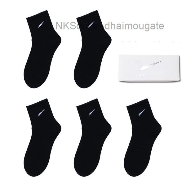 fashion men's classic socks gift box stockings hook brand black white gray medium tube sports cotton sweat absorbing sock men women lux
fashion men's classic socks gift box stockings hook brand black white gray medium tube sports cotton sweat absorbing sock men women lux