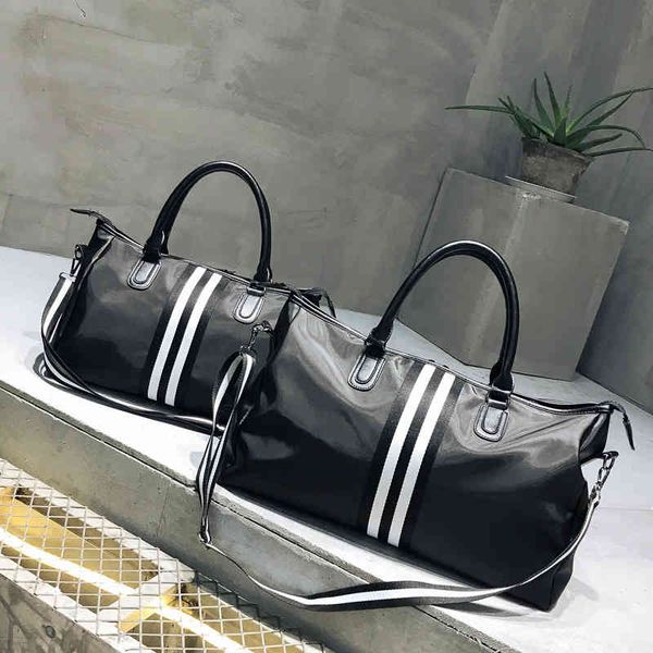 new stripe contrast color portable boarding business travel bag short distance light one shoulder men's and women's sports fitness
new stripe contrast color portable boarding business travel bag short distance light one shoulder men's and women's sports fitness