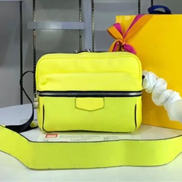 men fashion briefcase messenger bags canvas designer luxury one-shoulder postman inner compartment zipper mouth cross-body classic fashion b
men fashion briefcase messenger bags canvas designer luxury one-shoulder postman inner compartment zipper mouth cross-body classic fashion b