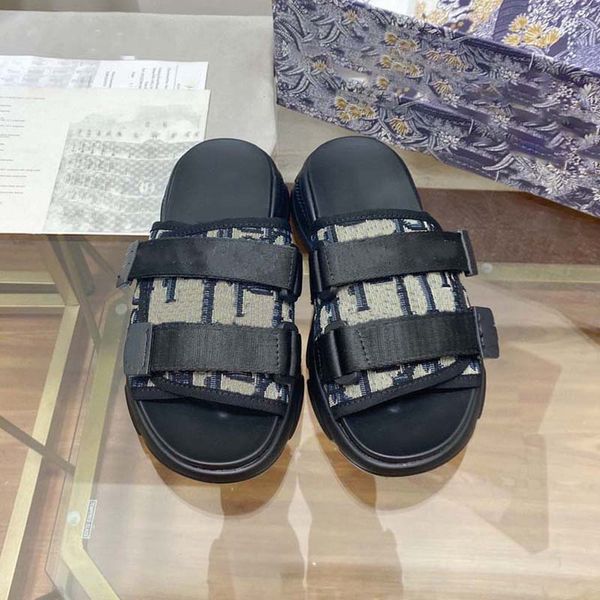 woman slippers falt shoe sandals beach slide leopard print solid color slipper fashion scuffs slippers for lady, Black
woman slippers falt shoe sandals beach slide leopard print solid color slipper fashion scuffs slippers for lady, Black