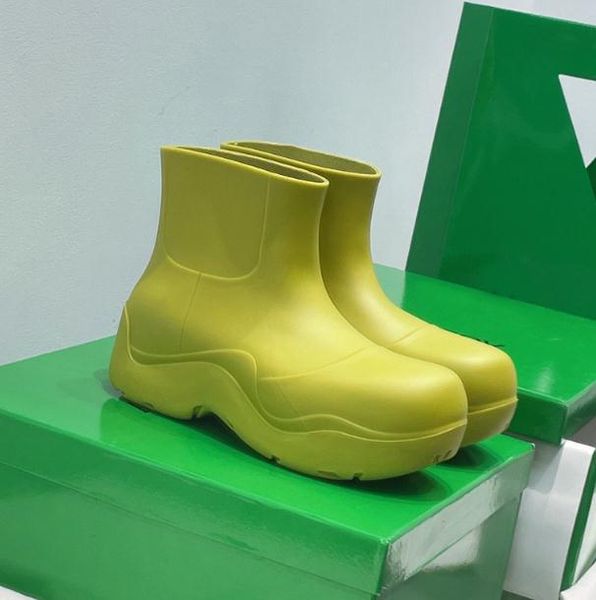 new bott vene rubber candy-colored short martin shoes women men boots mona non-slip muffin couple chelsea thick bottom rain boots 34-45, Black
new bott vene rubber candy-colored short martin shoes women men boots mona non-slip muffin couple chelsea thick bottom rain boots 34-45, Black