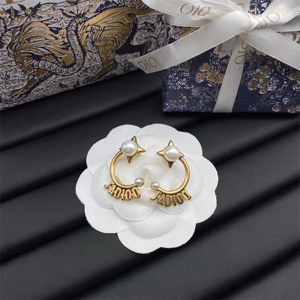 fashion jewelry online new circle letter back hanging earrings female french simple pearl earrings, Golden
fashion jewelry online new circle letter back hanging earrings female french simple pearl earrings, Golden