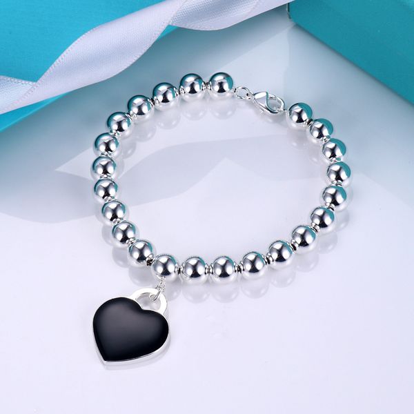 2022 brand original jewelry cuff designer black heart full enamel heart pendant women's fashion simple high-end 8mm round bead bracelet, White
2022 brand original jewelry cuff designer black heart full enamel heart pendant women's fashion simple high-end 8mm round bead bracelet, White