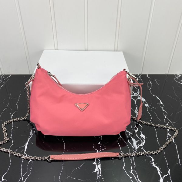 various back methods messenger bags zipper shoulder bag girl powder bag large capacity wallet ladies candy color cloud bags letter chain han
various back methods messenger bags zipper shoulder bag girl powder bag large capacity wallet ladies candy color cloud bags letter chain han