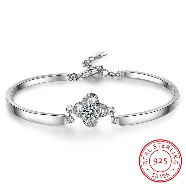 pulseira de prata bracelets luxe en argent sterling 925 et zircone quatre feuilles pour femmes, Golden;silver
pulseira de prata bracelets luxe en argent sterling 925 et zircone quatre feuilles pour femmes, Golden;silver