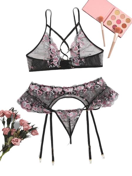 plus heart embroidery garter lingerie set d9v2#, Black;white
plus heart embroidery garter lingerie set d9v2#, Black;white