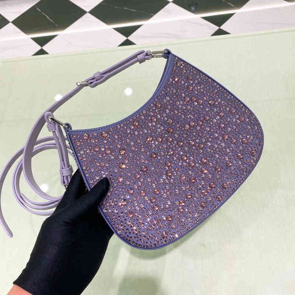 2022 early spring new diamond inlaid super flash female four seasons all-match armpits bag
2022 early spring new diamond inlaid super flash female four seasons all-match armpits bag