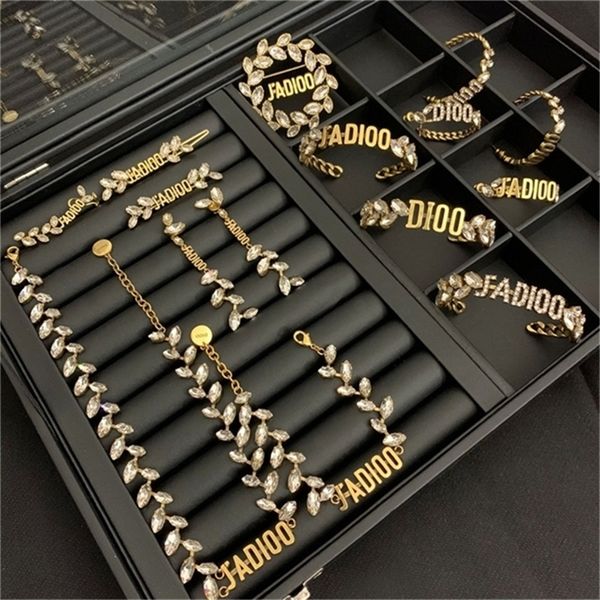 2022 fashion 20% off designer jewelry high version wheat ear horse eye d letter neck chain necklace bracelet femininity celebrities versatil, Silver
2022 fashion 20% off designer jewelry high version wheat ear horse eye d letter neck chain necklace bracelet femininity celebrities versatil, Silver