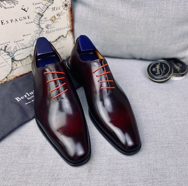 handmade high-end leather shoes fashion ancient method artificial color modification leofo shoes, Red;white
handmade high-end leather shoes fashion ancient method artificial color modification leofo shoes, Red;white