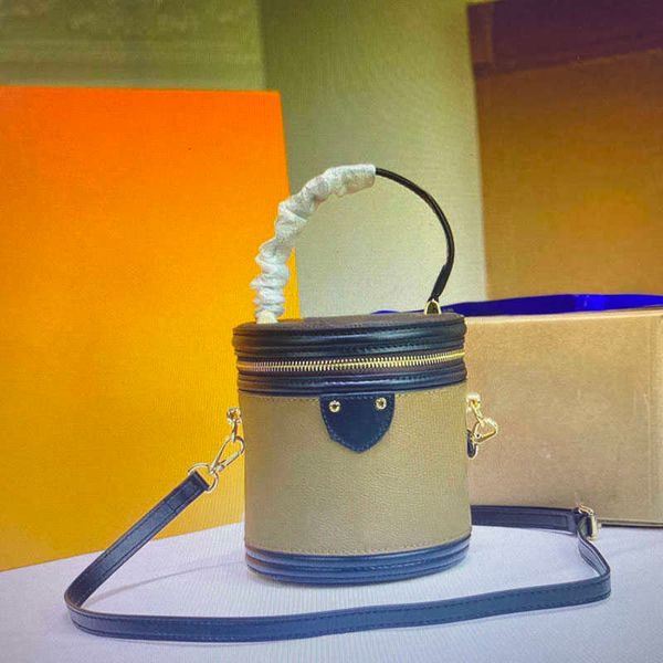 cannes crossbody bags luxury classic makeup designer cosmetic shoulder bag women cross body cases handbag purses fashion brown old flower
cannes crossbody bags luxury classic makeup designer cosmetic shoulder bag women cross body cases handbag purses fashion brown old flower