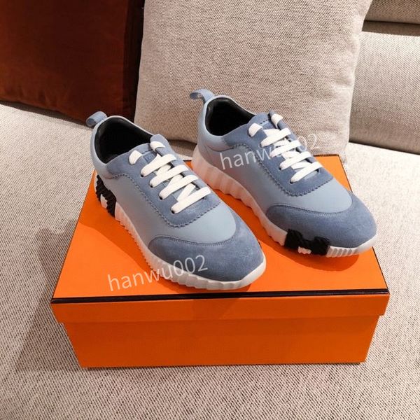 2022 designer boots sneakers embroidery sneaker canvas shoes women casual shoes classic platform shoe flat alphabet leather trainers size35-, Black
2022 designer boots sneakers embroidery sneaker canvas shoes women casual shoes classic platform shoe flat alphabet leather trainers size35-, Black