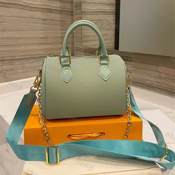 women's men coussin genuine leather bags tote nylon fashion l shoulder bag wallet purse luxury designer embossing original bambo
women's men coussin genuine leather bags tote nylon fashion l shoulder bag wallet purse luxury designer embossing original bambo
