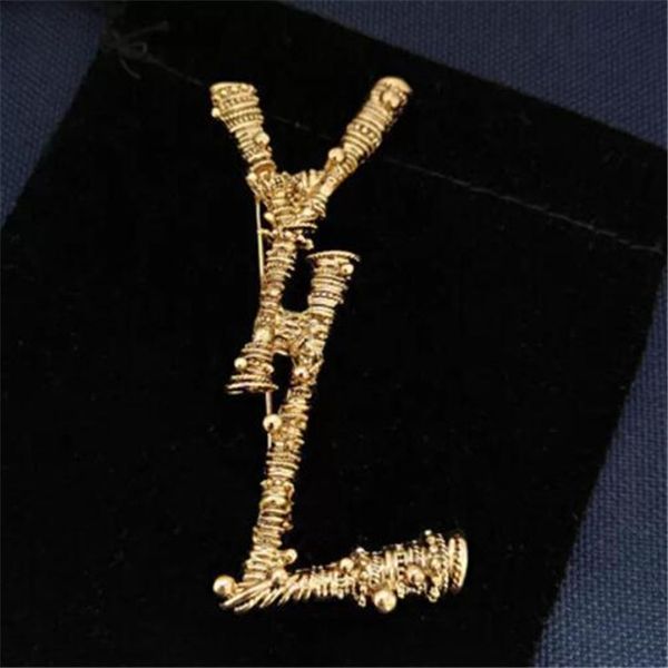 luxury fashion men womens brooch pins brand gold letter broochs pin suit dress pins for lady specifications designer jewelry, Gray
luxury fashion men womens brooch pins brand gold letter broochs pin suit dress pins for lady specifications designer jewelry, Gray