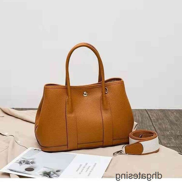 garden designer party bags 2022 leather herbag h portable handbags tote commuter large capacity one shoulder messenger fcvr d59h
garden designer party bags 2022 leather herbag h portable handbags tote commuter large capacity one shoulder messenger fcvr d59h