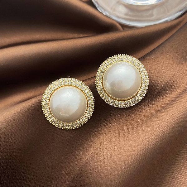 925 silver needle european and american luxury earrings internet celebrity exaggerated full diamond pearl eardrop new earrin, Golden
925 silver needle european and american luxury earrings internet celebrity exaggerated full diamond pearl eardrop new earrin, Golden