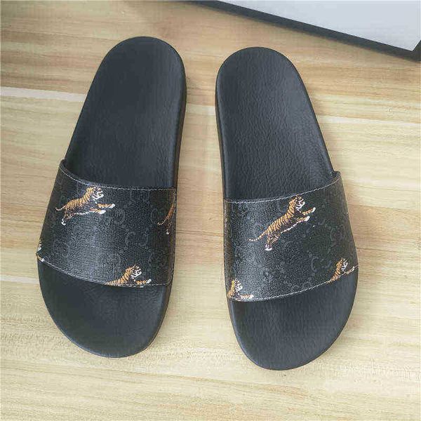 men's flip flops couple beach shoes long-term trend of women's slippers in summer 2022, Black
men's flip flops couple beach shoes long-term trend of women's slippers in summer 2022, Black