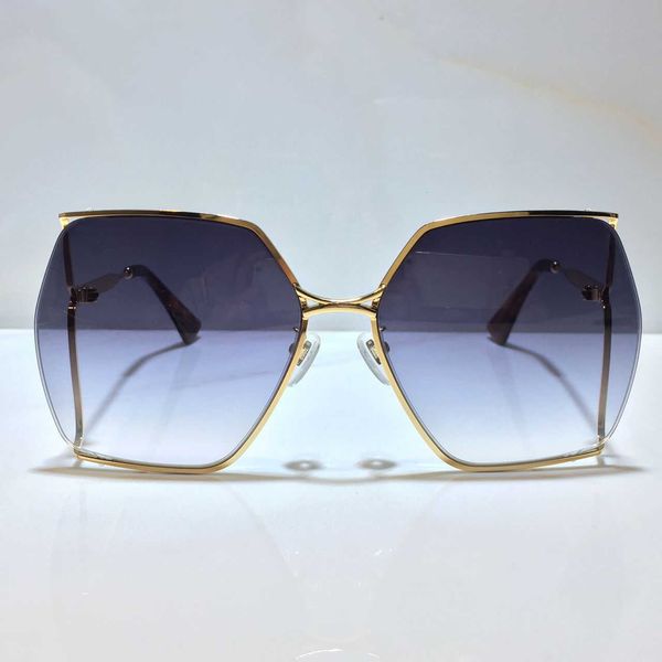 sunglasses for women classic summer fashion 0817s style metal and plank frame eye glasses uv protection lens 0817, White;black
sunglasses for women classic summer fashion 0817s style metal and plank frame eye glasses uv protection lens 0817, White;black