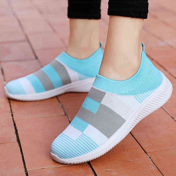 women flats mix color knitted sneakers women slip on flat shoes woman plus size casual chaussure femme summer autumn footwear y220608, Black
women flats mix color knitted sneakers women slip on flat shoes woman plus size casual chaussure femme summer autumn footwear y220608, Black