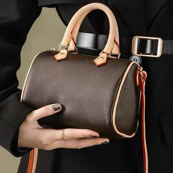fashionable women's leisure design luxury handbag shoulder bag cross 5a 25 30 35cm boston bag
fashionable women's leisure design luxury handbag shoulder bag cross 5a 25 30 35cm boston bag