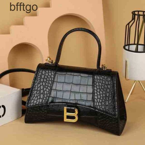handbags balencigas crossbody bags winter autumn 2022 b home hourglass small square high texture half moon messeng nnml
handbags balencigas crossbody bags winter autumn 2022 b home hourglass small square high texture half moon messeng nnml