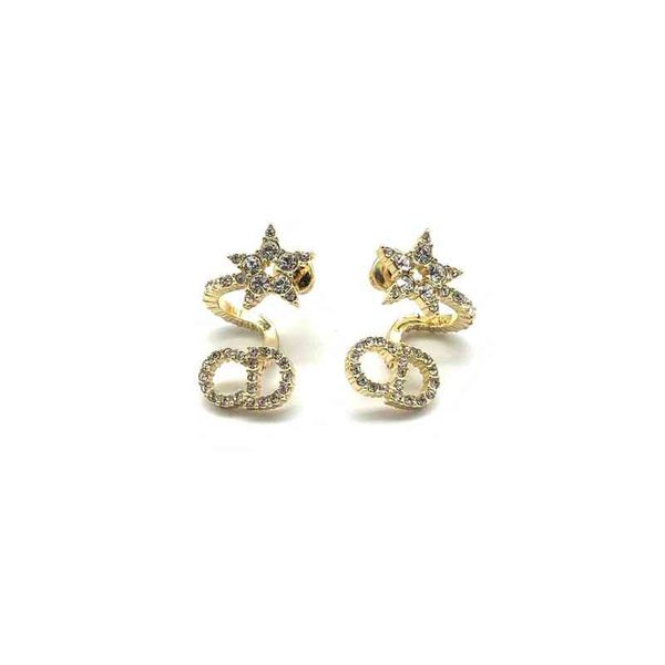 gift box star studded pearl earrings girl's, Golden
gift box star studded pearl earrings girl's, Golden