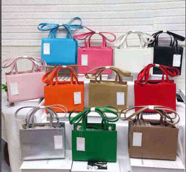 shoulder bags 2022 women handbag shoppers bolso tote diseador designer mujer bolsa femenina marca famosa hombro novedad vintage purses 1215
shoulder bags 2022 women handbag shoppers bolso tote diseador designer mujer bolsa femenina marca famosa hombro novedad vintage purses 1215