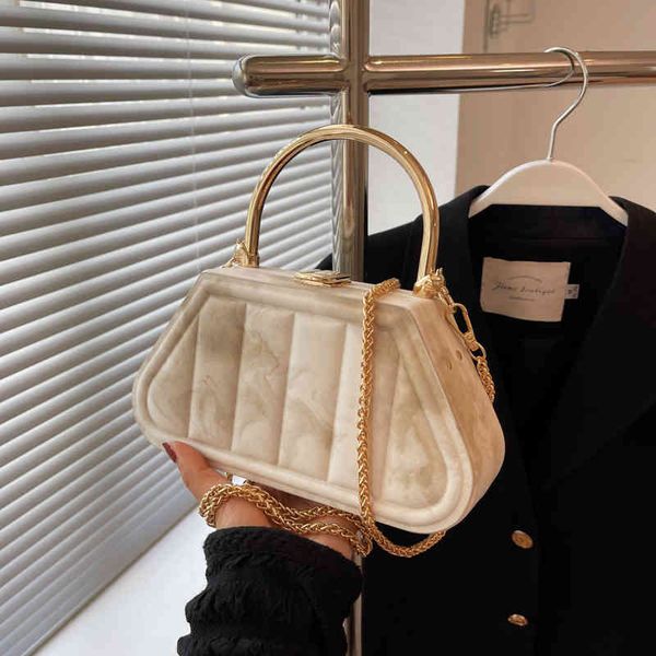 the new designer handbags premium bag niche dign 2022 versatile chain msenger box female xia xiaofang
the new designer handbags premium bag niche dign 2022 versatile chain msenger box female xia xiaofang
