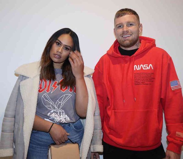 new fashion trend luxury brand sweater designer wholesale 2022 spring summer hooded pullover embroidered letter hoodie, Black
new fashion trend luxury brand sweater designer wholesale 2022 spring summer hooded pullover embroidered letter hoodie, Black