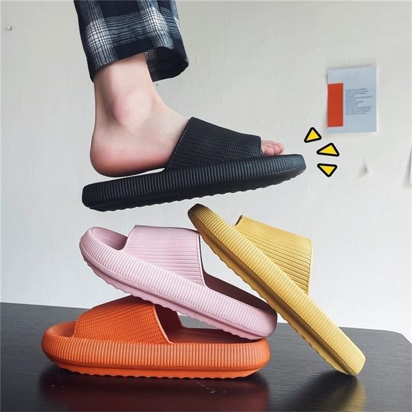 men and women summer fashion slippers slide sandals beach high heels shower thick soft sole ladies boys girls bathroom shoes 220611, Black
men and women summer fashion slippers slide sandals beach high heels shower thick soft sole ladies boys girls bathroom shoes 220611, Black
