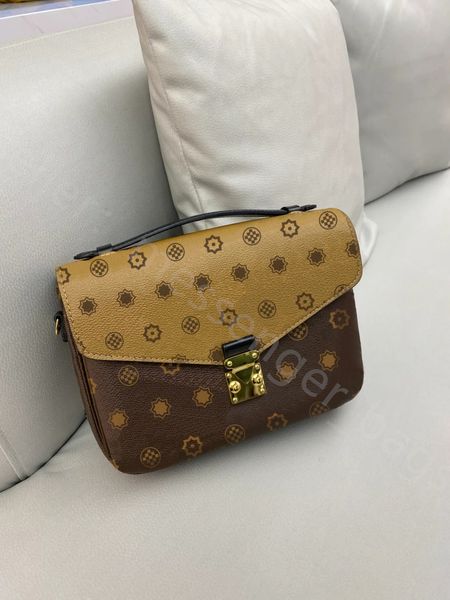 classic style luxury designer bags shoulder crossbody square plian messenger handbags lady fashion cool summer shopping evening coin purse h
classic style luxury designer bags shoulder crossbody square plian messenger handbags lady fashion cool summer shopping evening coin purse h