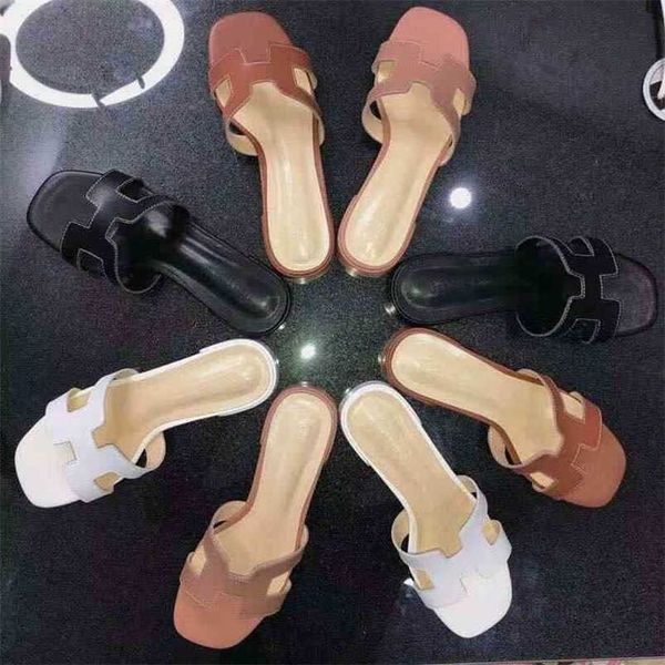 slippers early spring thick heel sandals for leisure and comfortable travel 75%, Black
slippers early spring thick heel sandals for leisure and comfortable travel 75%, Black