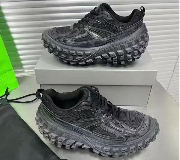 running shoes men women designer paris casual platform defender sneakers beige black tire shoes stars loves trainers sports
running shoes men women designer paris casual platform defender sneakers beige black tire shoes stars loves trainers sports